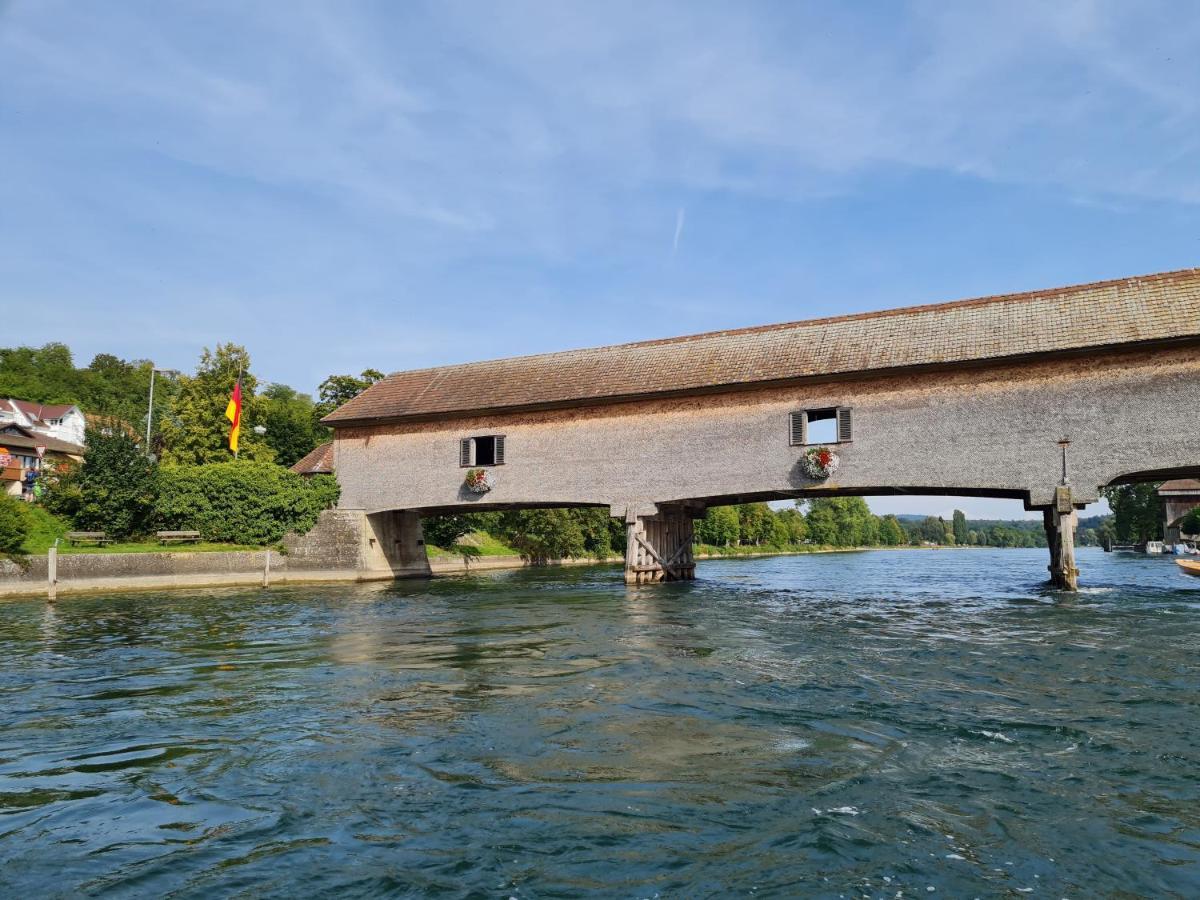 Ferienwohnung Rheinblick in Büsingen -keine Monteure- Busingen Exterior foto